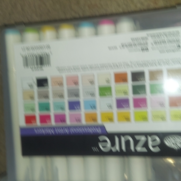 Art markers - Picture 1 of 3
